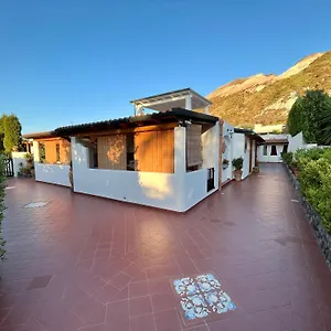 Casa Arcada Vulcano (Isola)