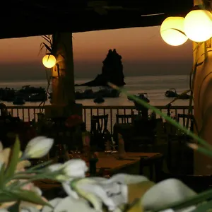Conti Vulcano (Isola)